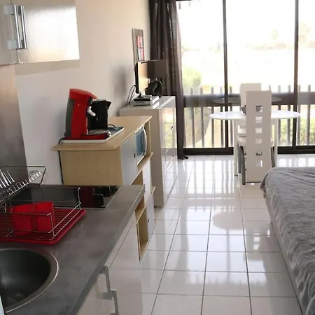 216, Port Vénus Au Village Naturiste