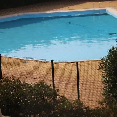 216, Port Vénus Au Village Naturiste * Agde