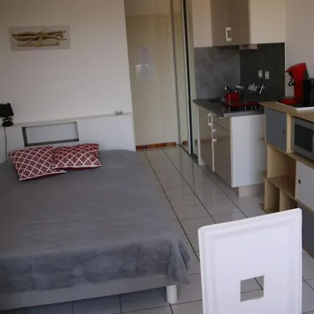 216, Port Venus Au Village Naturiste * Agde