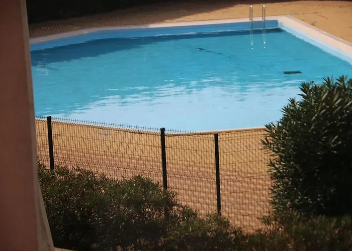 216, Port Vénus Au Village Naturiste * Agde